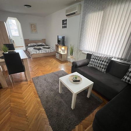Студио Рози Апартамент Sandanski Buitenkant foto